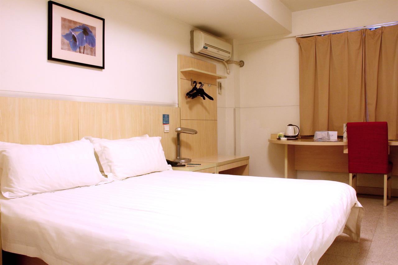 Jinjiang Inn Guangzhou Haizhu Jiangtai Road Subway Station Εξωτερικό φωτογραφία